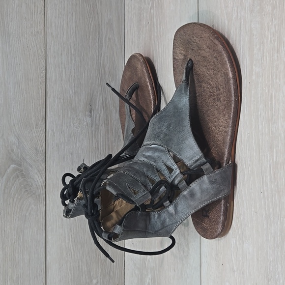 Roan By Bed Stu Women Leather Thong Gladiator Sandals Flats Shoes Sz 7 - Picture 2 of 11